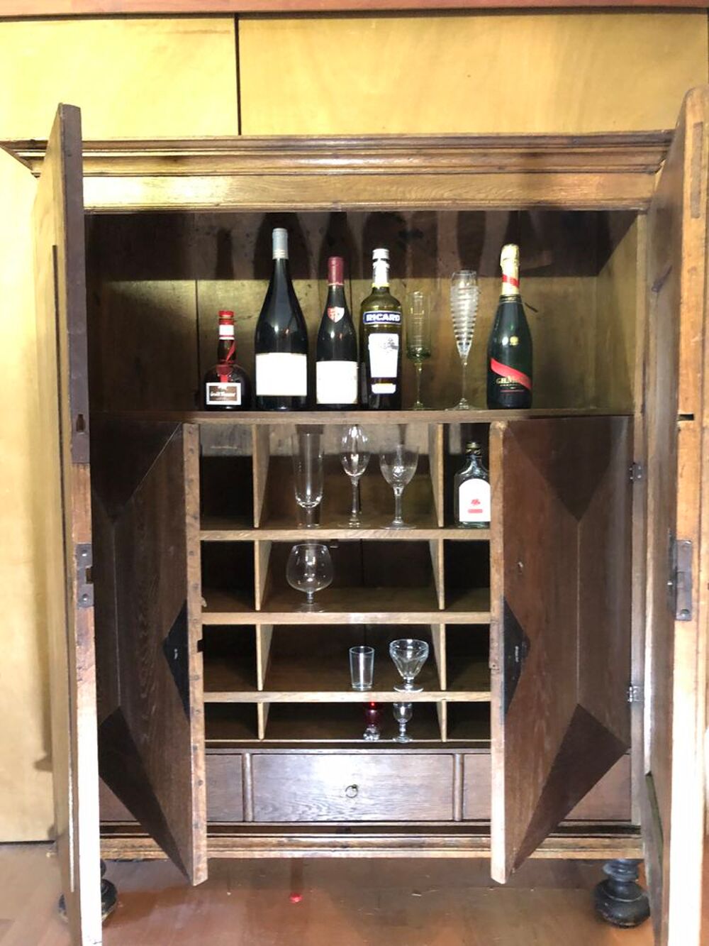 Armoire ORIGINALE (Bar) du 19&egrave;me des Pays-Bas Meubles