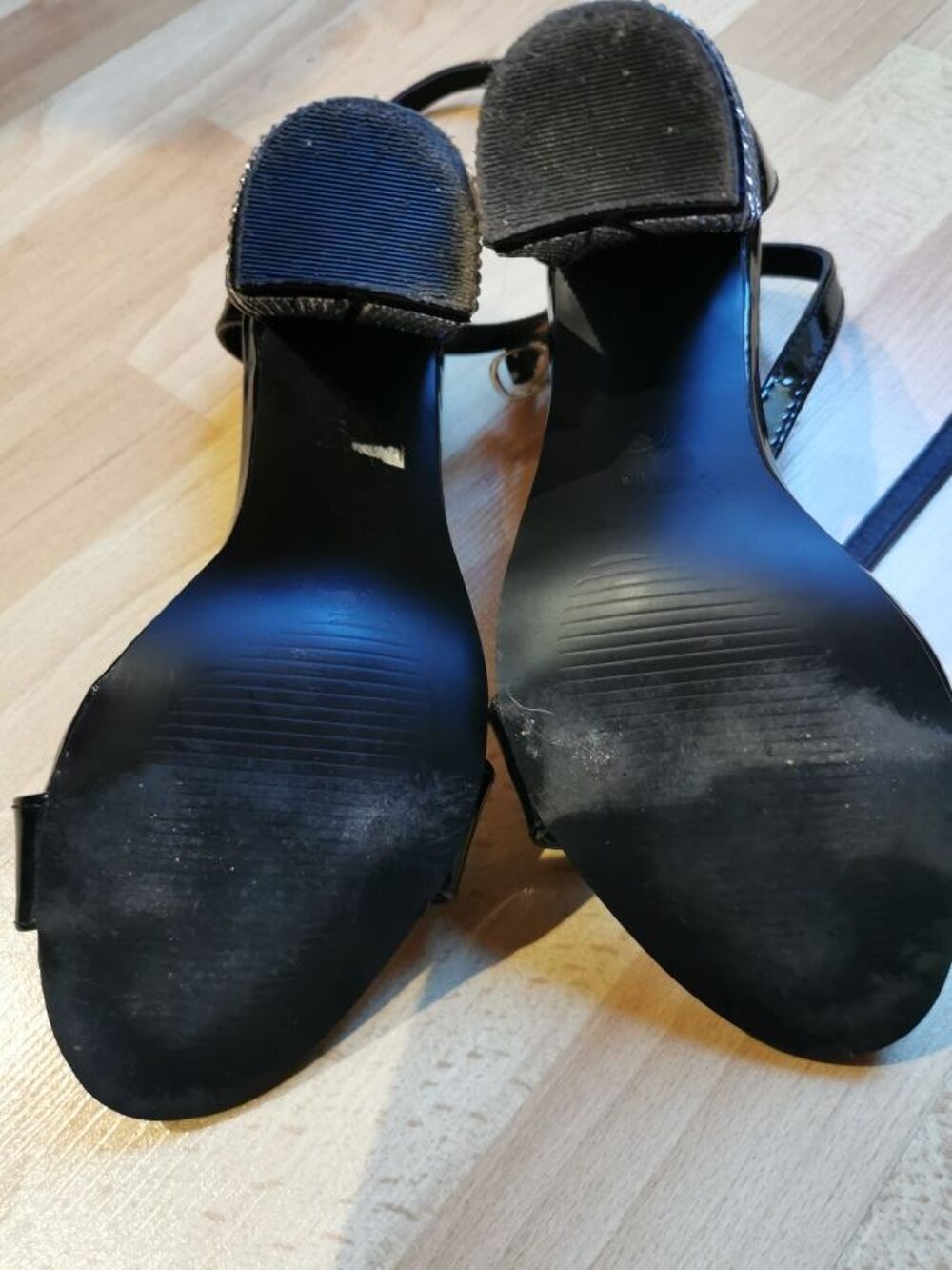 SANDALES A TALONS STRASS Chaussures