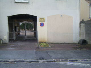  Remise / Grange � louer 1 pi�ce 1 m�