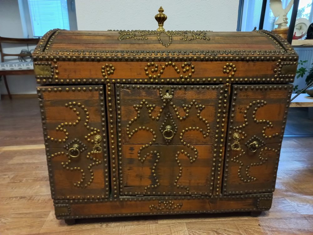 Coffre style oriental Meubles