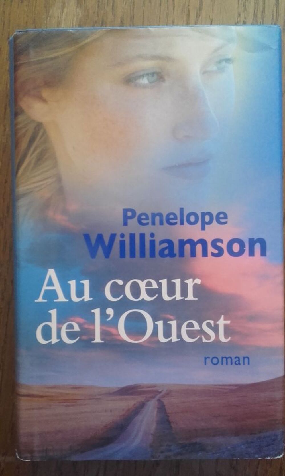 Livre de PENELOPE WILLAMSON Livres et BD