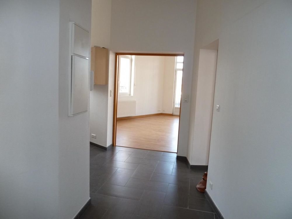 Location Appartement Appartement à louer  à Cambrai Cambrai