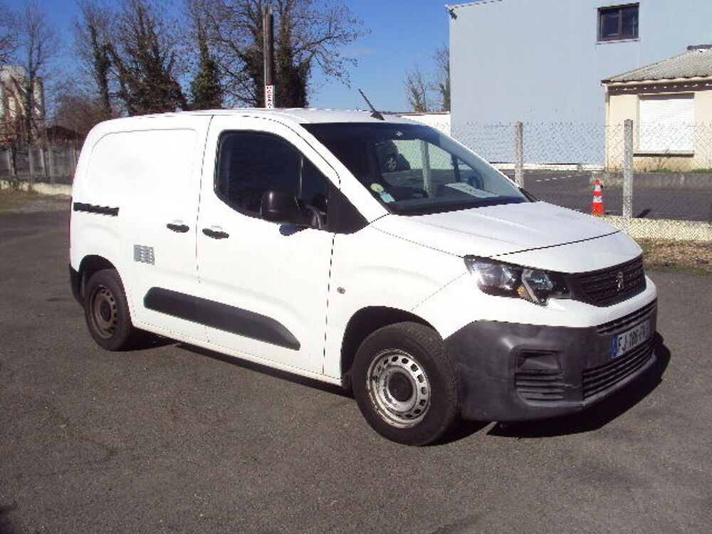 Partner PARTNER FOURGON STANDARD 650 KG BLUEHDI 100 BVM5 PREMIUM 2019 occasion 60100 Creil
