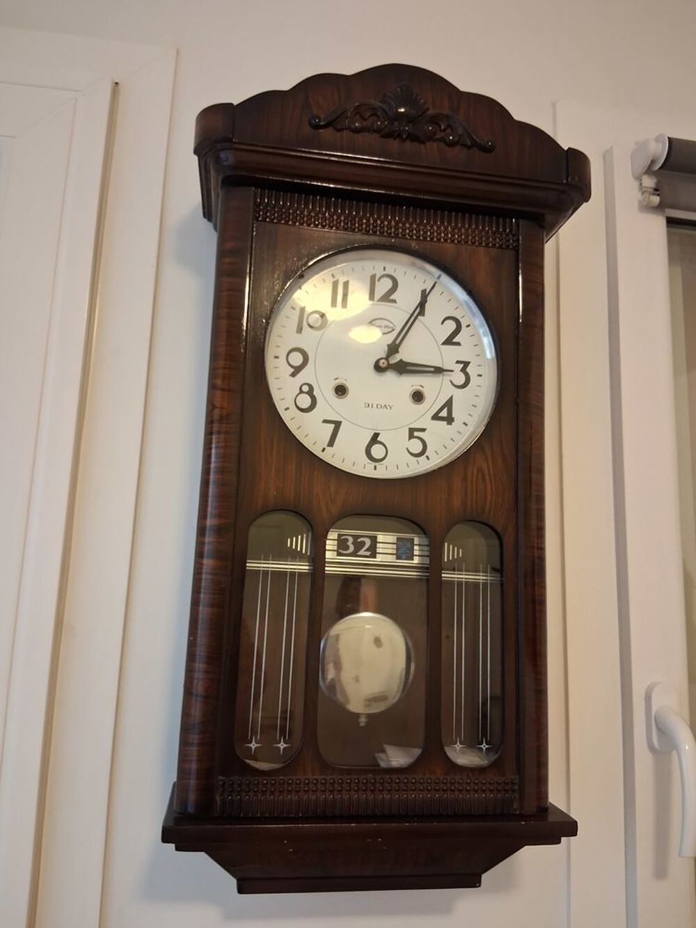 Horloge murale vintage Three Star. 200€ Décoration
