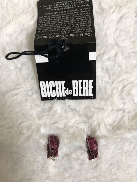 boucles d?oreilles clips       biche de bere       cassis NEUVES 21 Les Brouzils (85)