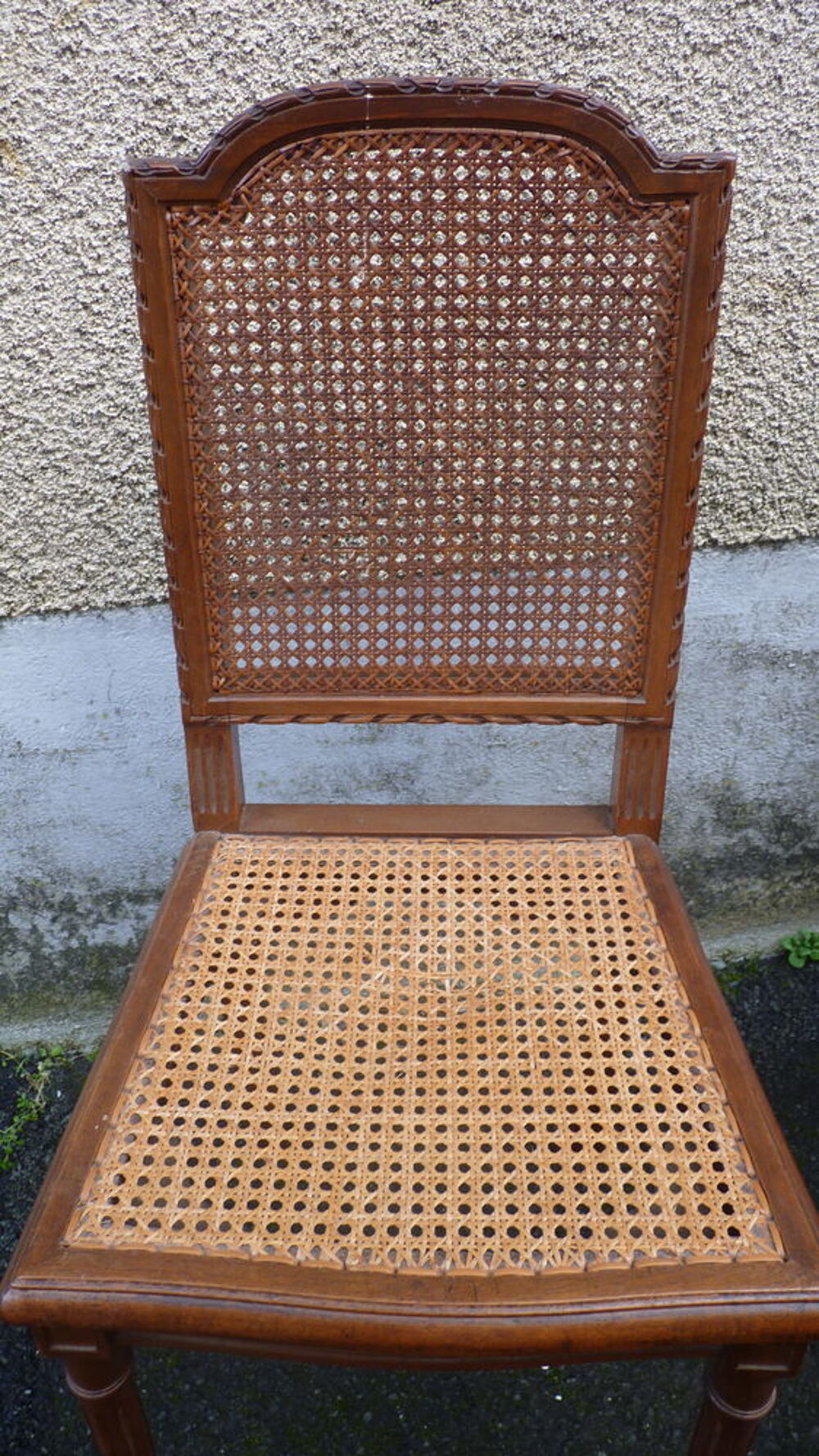 Lot de 2 chaises cann&eacute;es vintage
Décoration