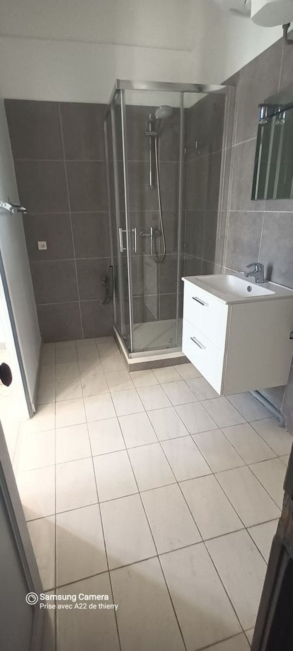 Location Appartement Particulier  Appartement 2 pièces centre ville Nîmes Nimes