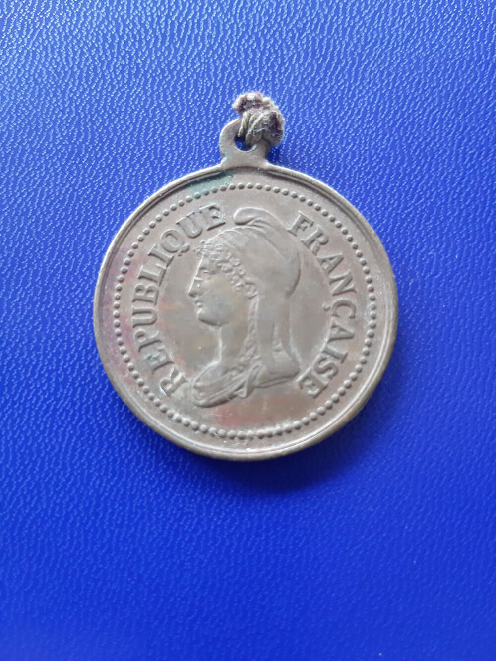 m&eacute;daille Marianne avec bonnet phrygien 