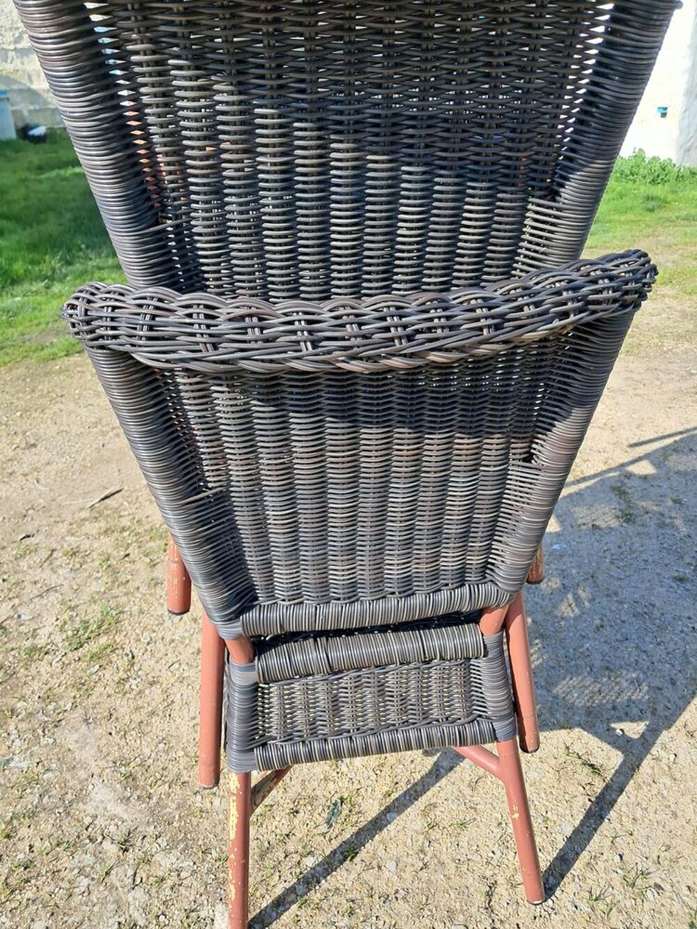4 chaises de jardin Meubles