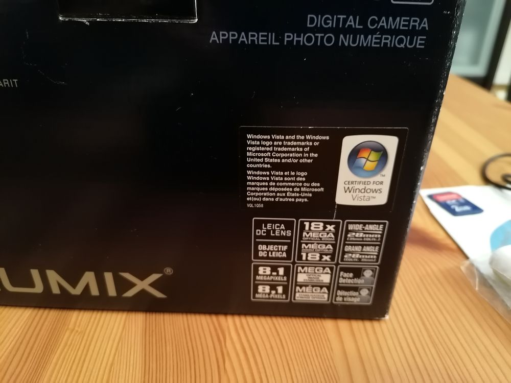 Panasonic Lumix DMC-FZ18 avec accessoires Photos/Video/TV
