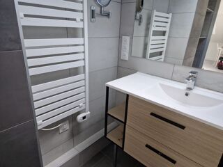  Appartement à louer 2 pièces 22 m² Grenoble