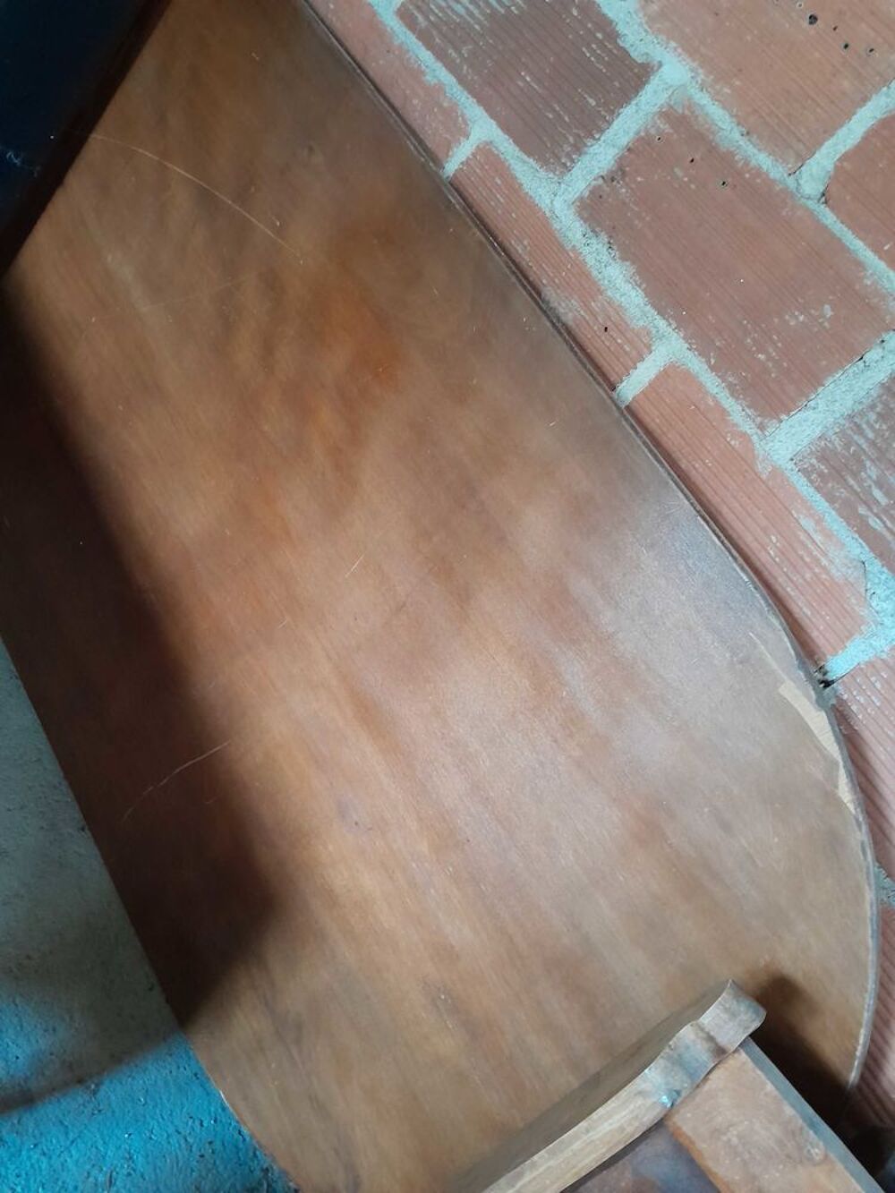 Table ovale a r&eacute;nover Meubles