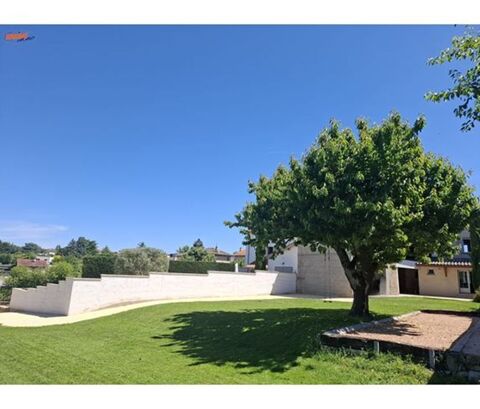   Fermette - 141m ² Maison - 6 pièce(s) - 141 m²