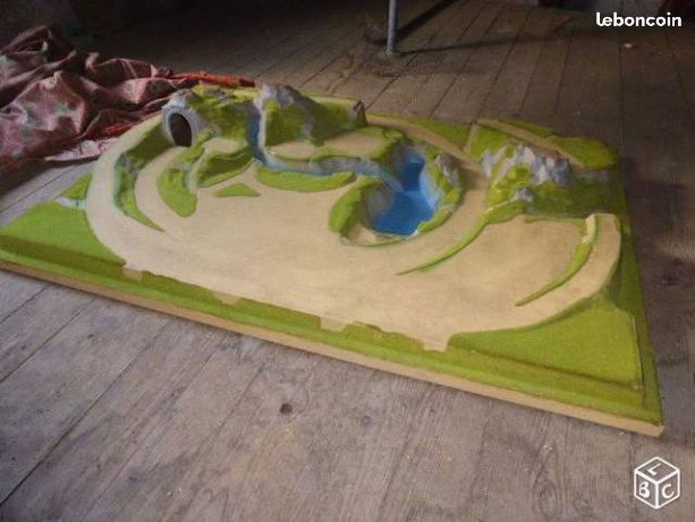plateau decor train Jeux / jouets