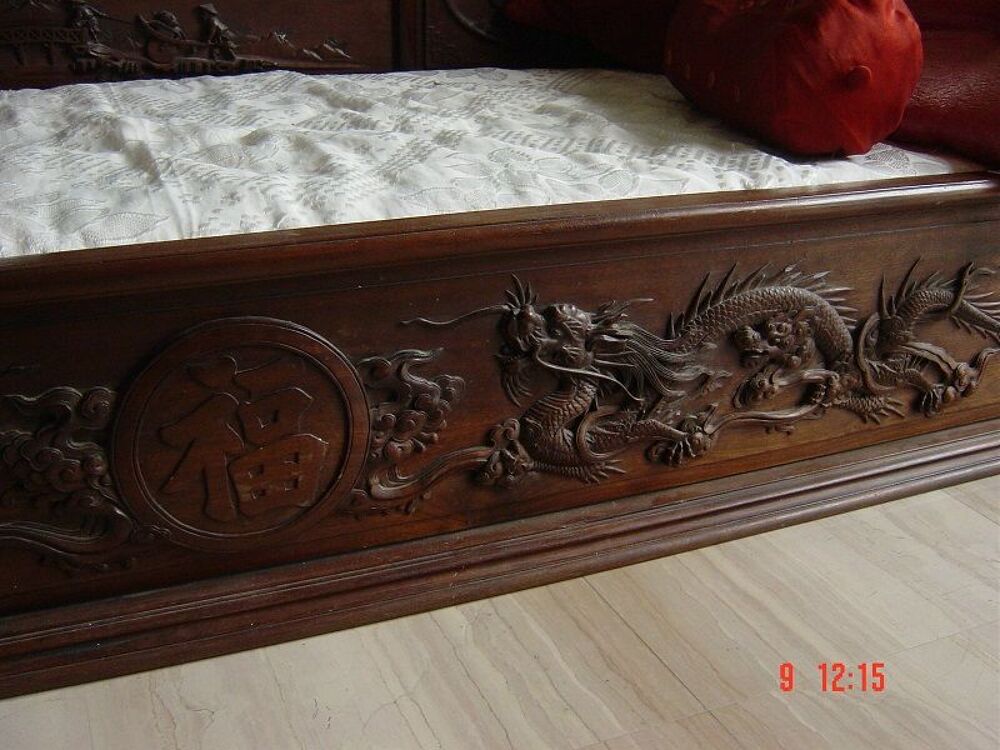 LIT CHINOIS 18 EME EN BOIS PR&Eacute;CIEUX 2MX 1M
Meubles