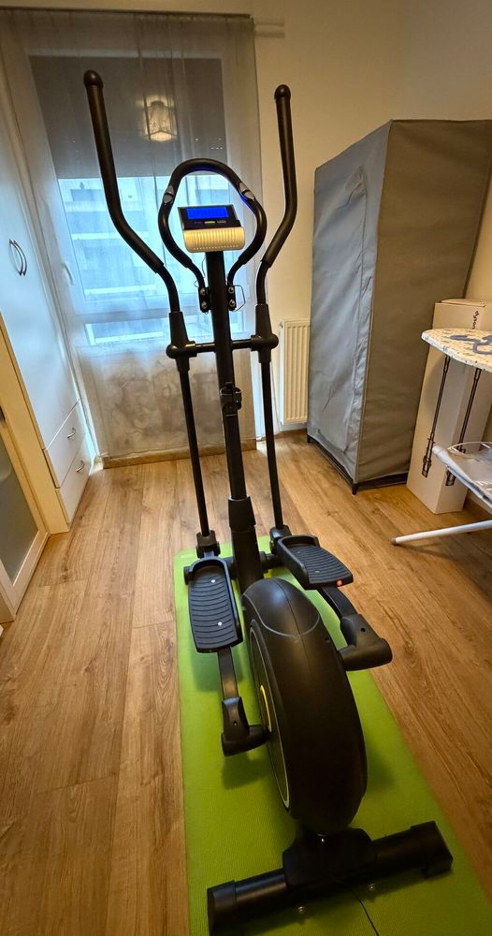 V&eacute;lo elliptique Fitness Doctor Dragon III ? Tr&egrave;s peu utilis&eacute; Sports