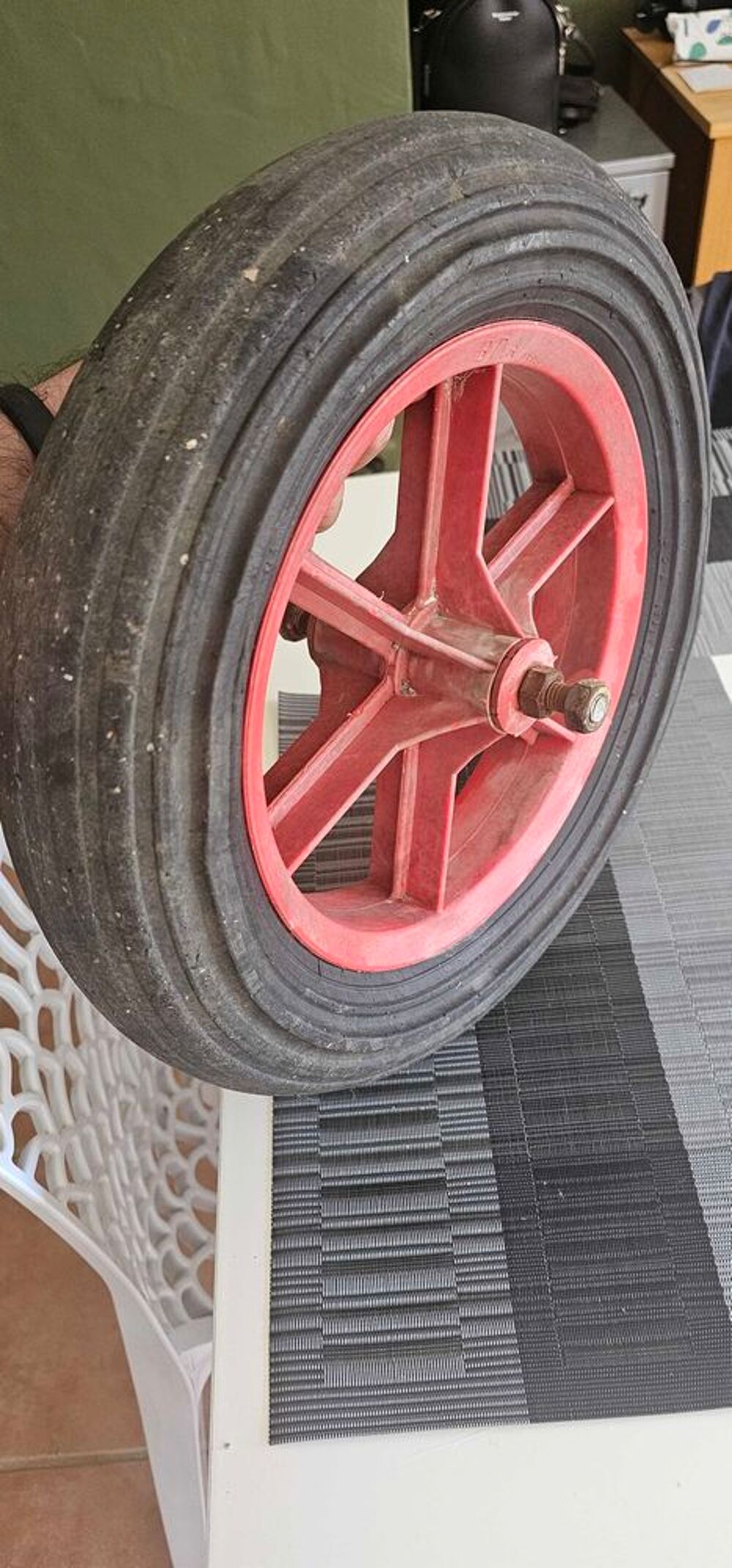 roue pleine increvable pour brouette Bricolage