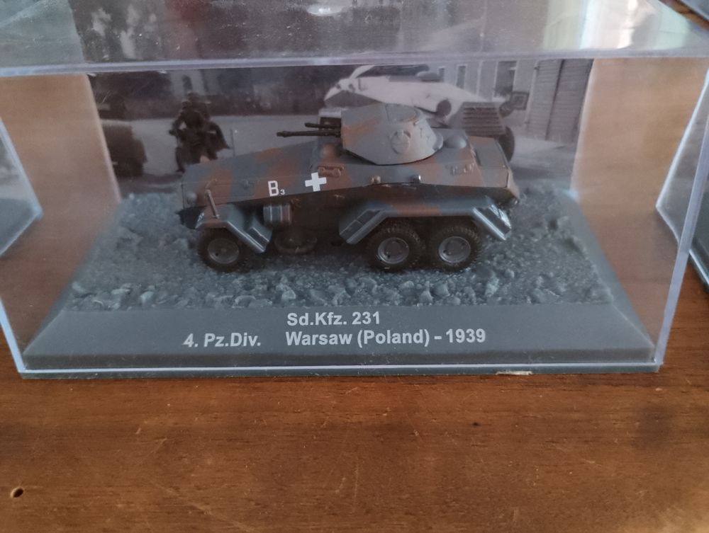 Superbe Collection 51 Maquettes Blind&eacute;s WW2 1/72 