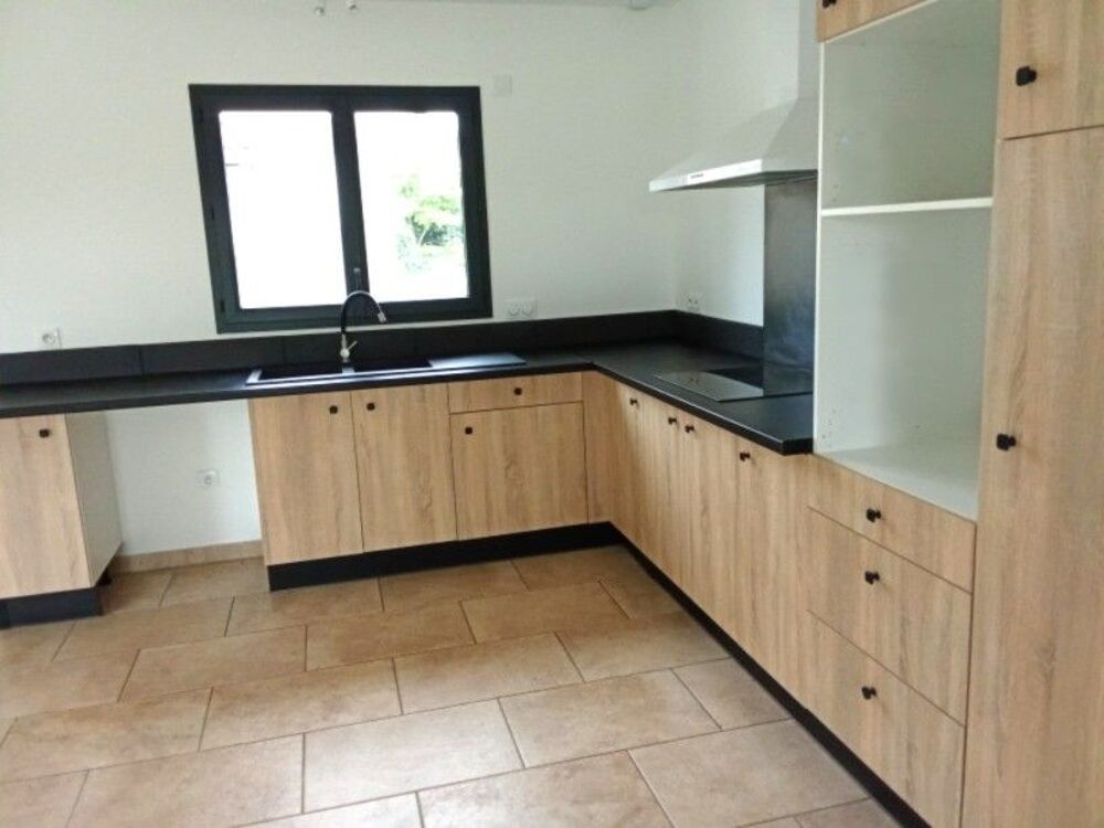 Vente Maison Maison 09/2024  très bien placée au calme Langon centre Langon