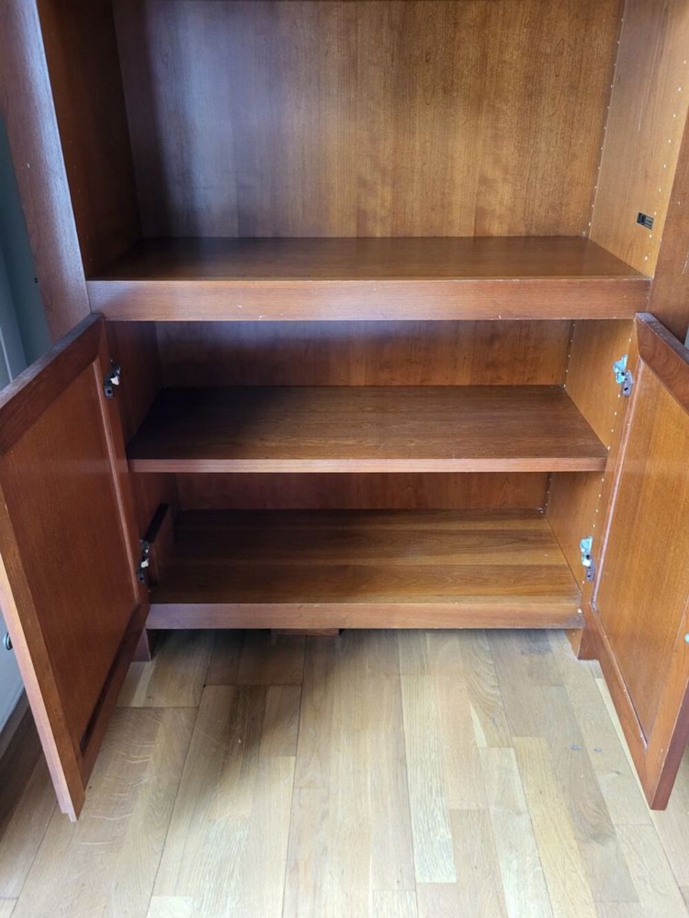 Biblioth&egrave;que avec placard Meubles