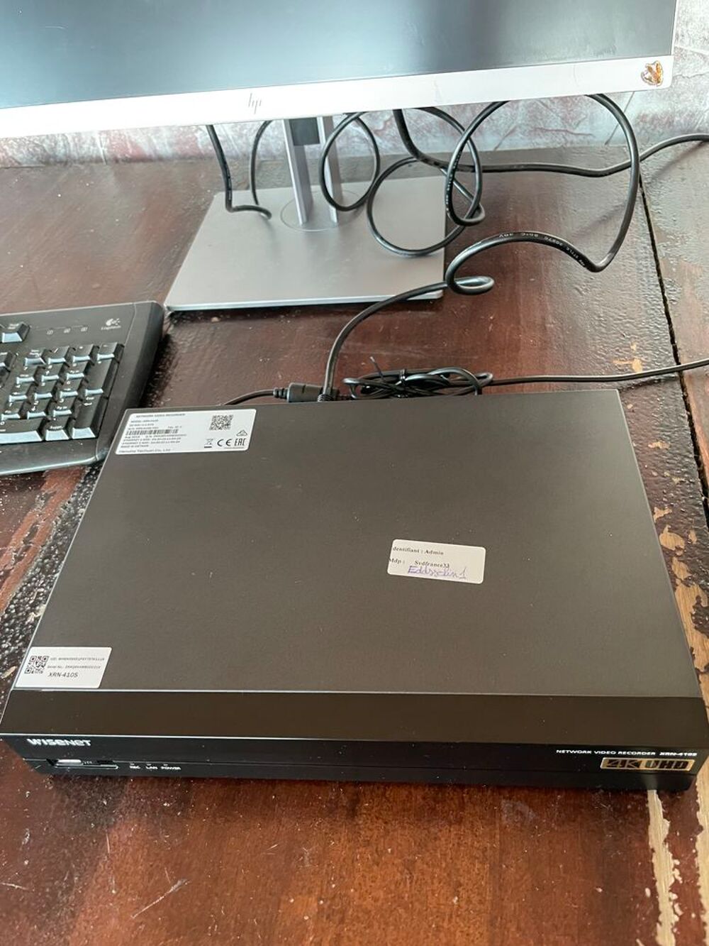 Wisenet XRN-410S ? NVR 4 Canaux pour Cam&eacute;ras IP
Matériel informatique