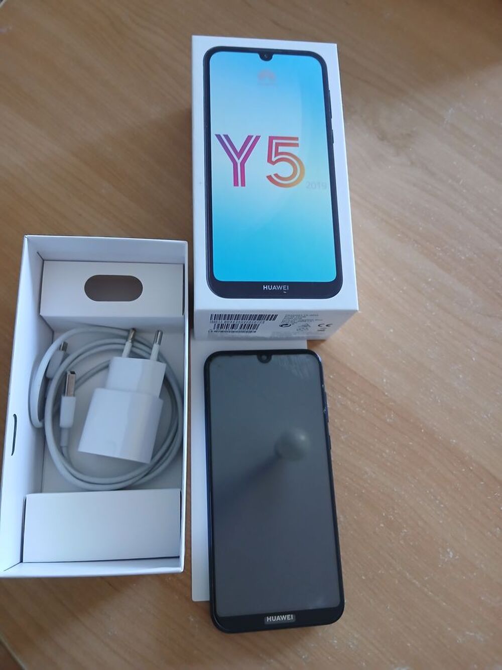 T&eacute;l&eacute;phone Huawei Y5 Téléphones et tablettes