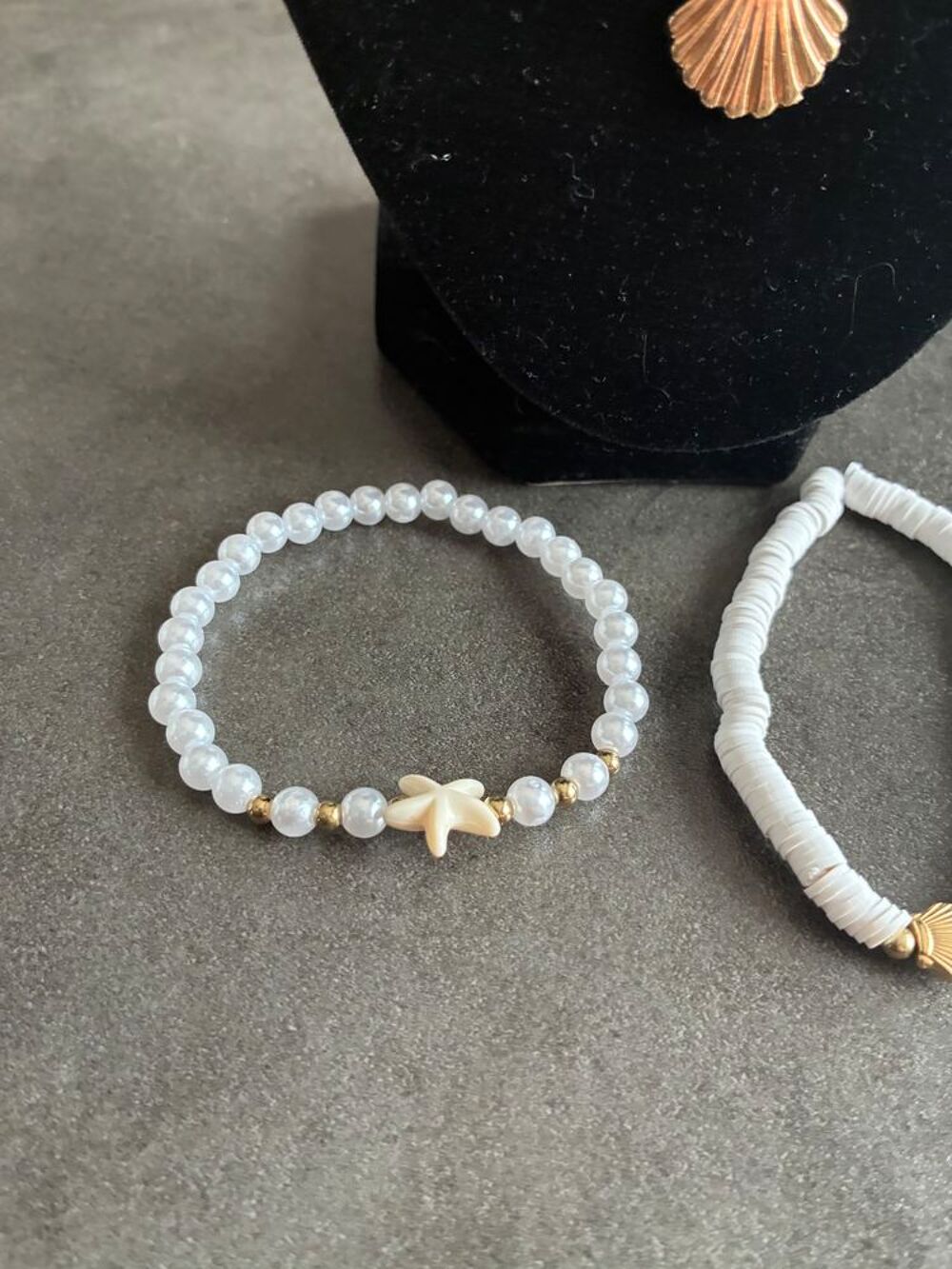 Ensemble bijoux d'&eacute;t&eacute; blanc &amp; dor&eacute; ? 3 Colliers superposable Bijoux et montres