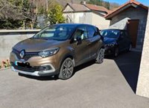 Captur dCi 110 Energy Initiale Paris 2017 occasion 38690 Le Grand-Lemps