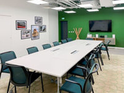   De magnifiques bureaux sur mesure pour 5 personnes à Spaces Réaumur  