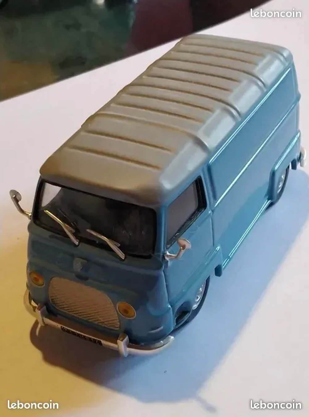 COLLECTION ESTAFETTE 1/43 