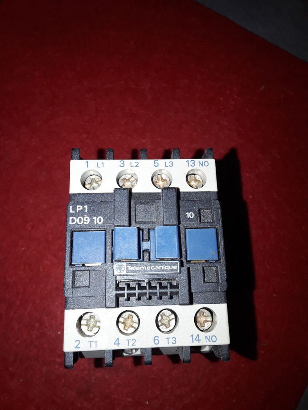 RELAIS LP1 D0910 24V DV
Bricolage