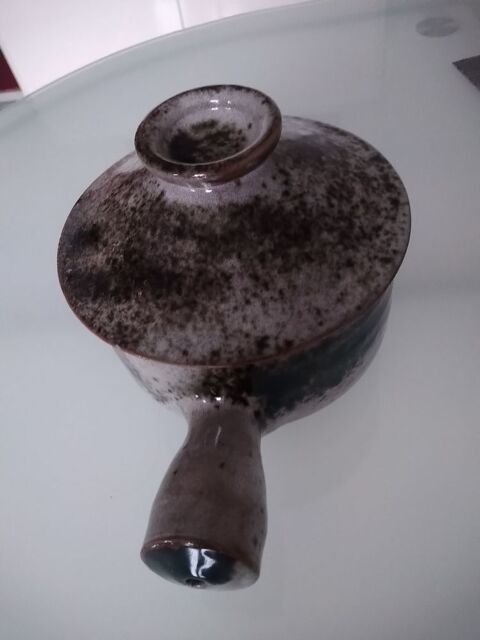 poelon caquelon sign� 25 Chaville (92)