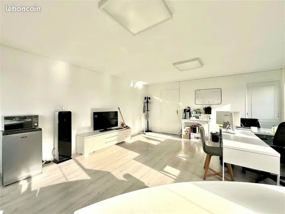 Location Atelier MOUGINS - CH. DE FONT GRAISSAN - BUREAU PROFESSIONNEL 30m2 Mougins