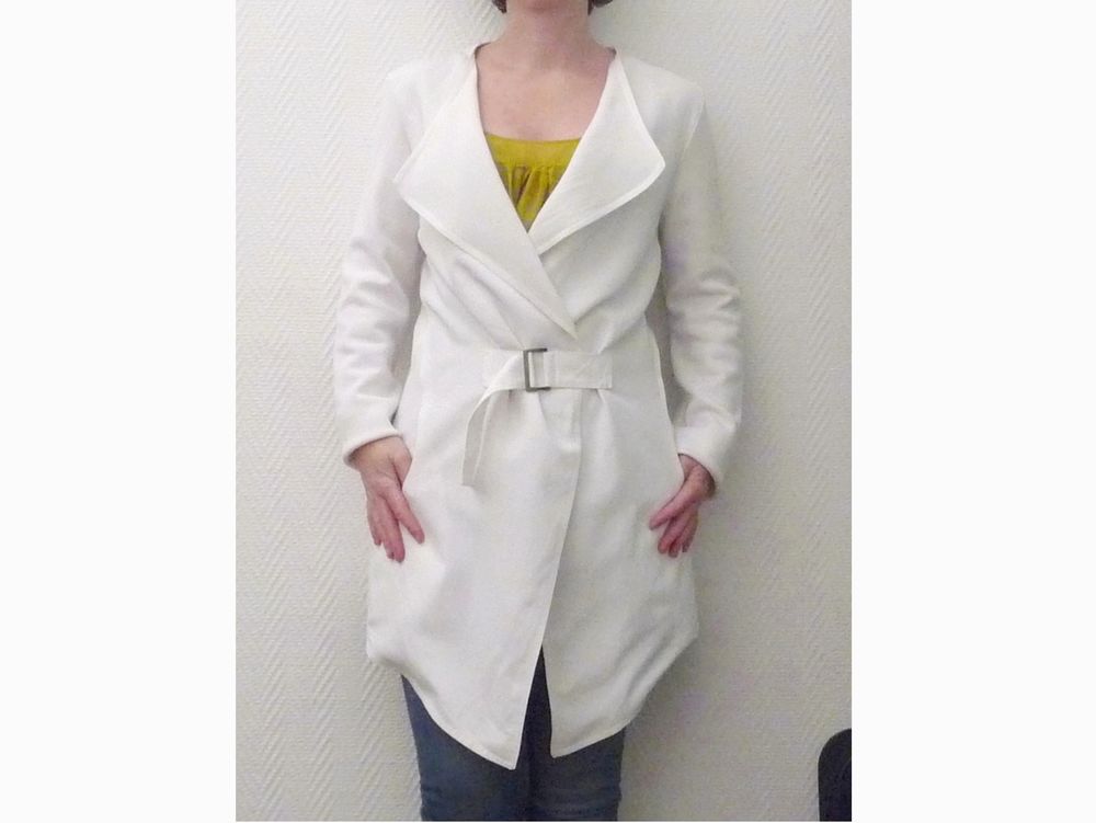 Veste/ Gilet Mi Long Blanc en Lin et Viscose- Rodika Zanian Vêtements