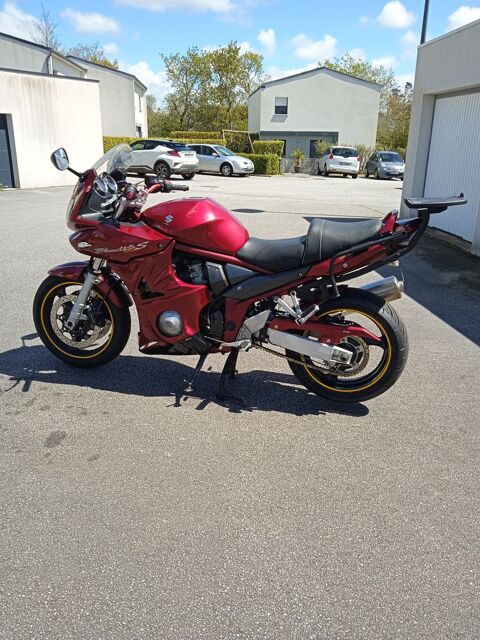 Moto SUZUKI 2007 occasion Plouzané 29280