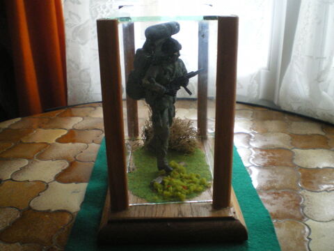 Figurine d'un soldat des Forces Spciales. 70 Caen (14)