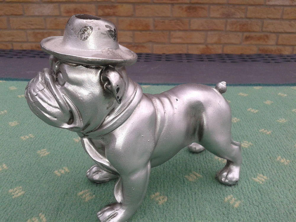 Statuette Chien Type Bouledogue Miniature D&eacute;coratif Décoration