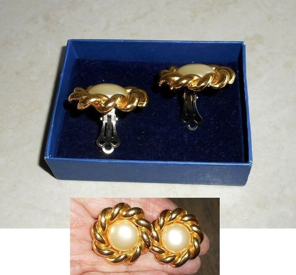 Boucles d'oreille style Coco C. Bijoux et montres