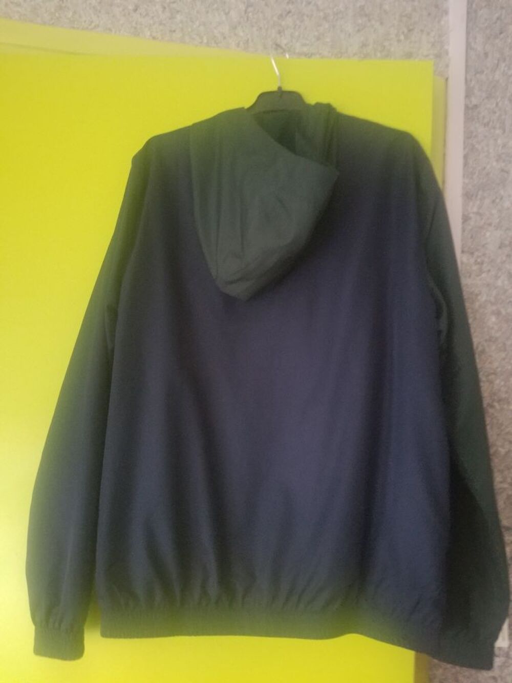 Veste &agrave; capuche homme Lacoste vert/Marine V�tements