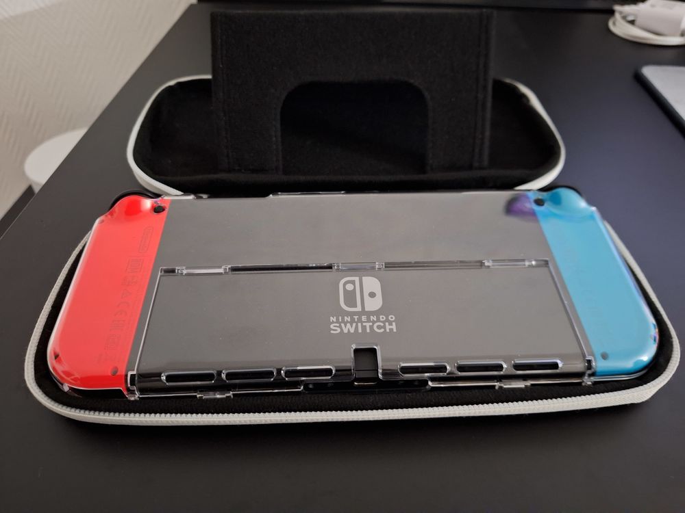Nintendo Switch OLED 32go neuf d'occasion Consoles et jeux vidéos