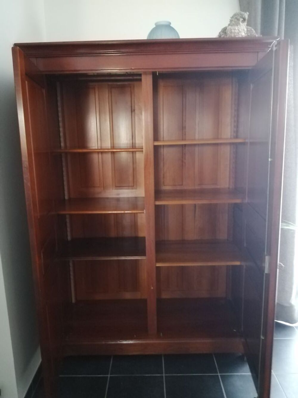 AV ARMOIRE merisier massif Meubles