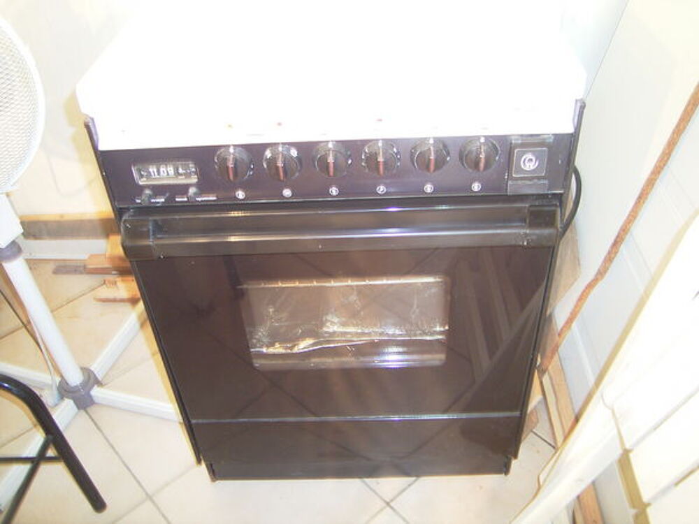 CUISINIERE MIXTE THERMOR
390 € Electroménager