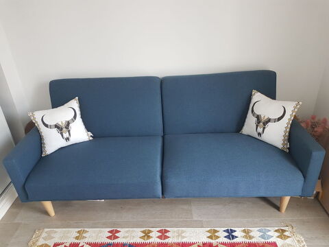  Canap� bleu convertible 280 Gif-sur-Yvette (91)