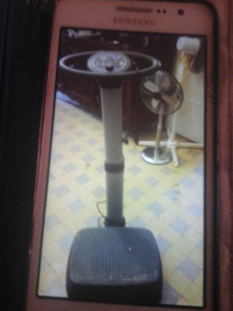 PLATEFORME VIBRANTE 70 Nice (06)