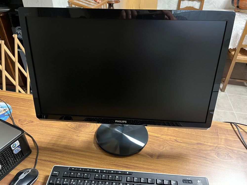 Ordinateur Del avec &eacute;cran Philips Matériel informatique