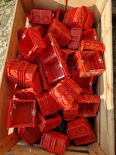 boite electrique � sceller 35 Hauterives (26)