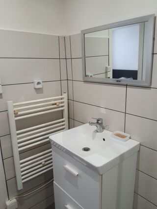  Appartement à louer 1 pièce 24 m²