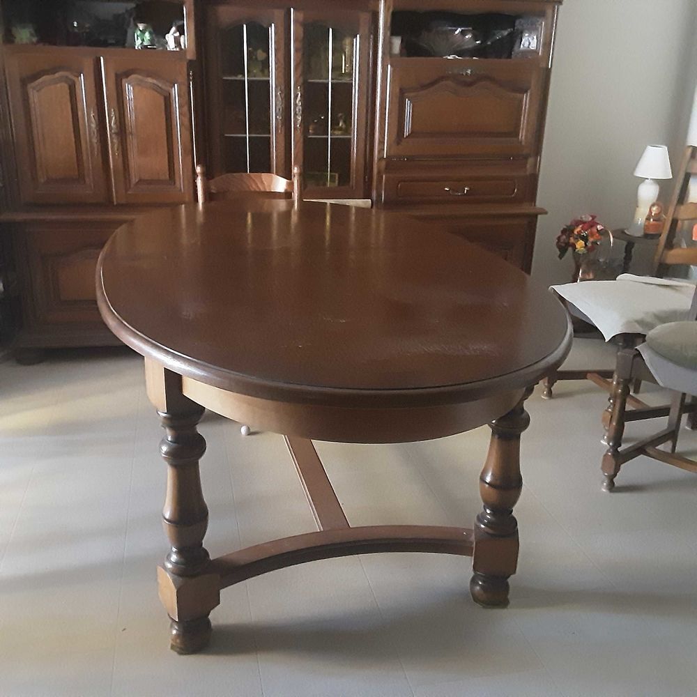 Table ovale Meubles