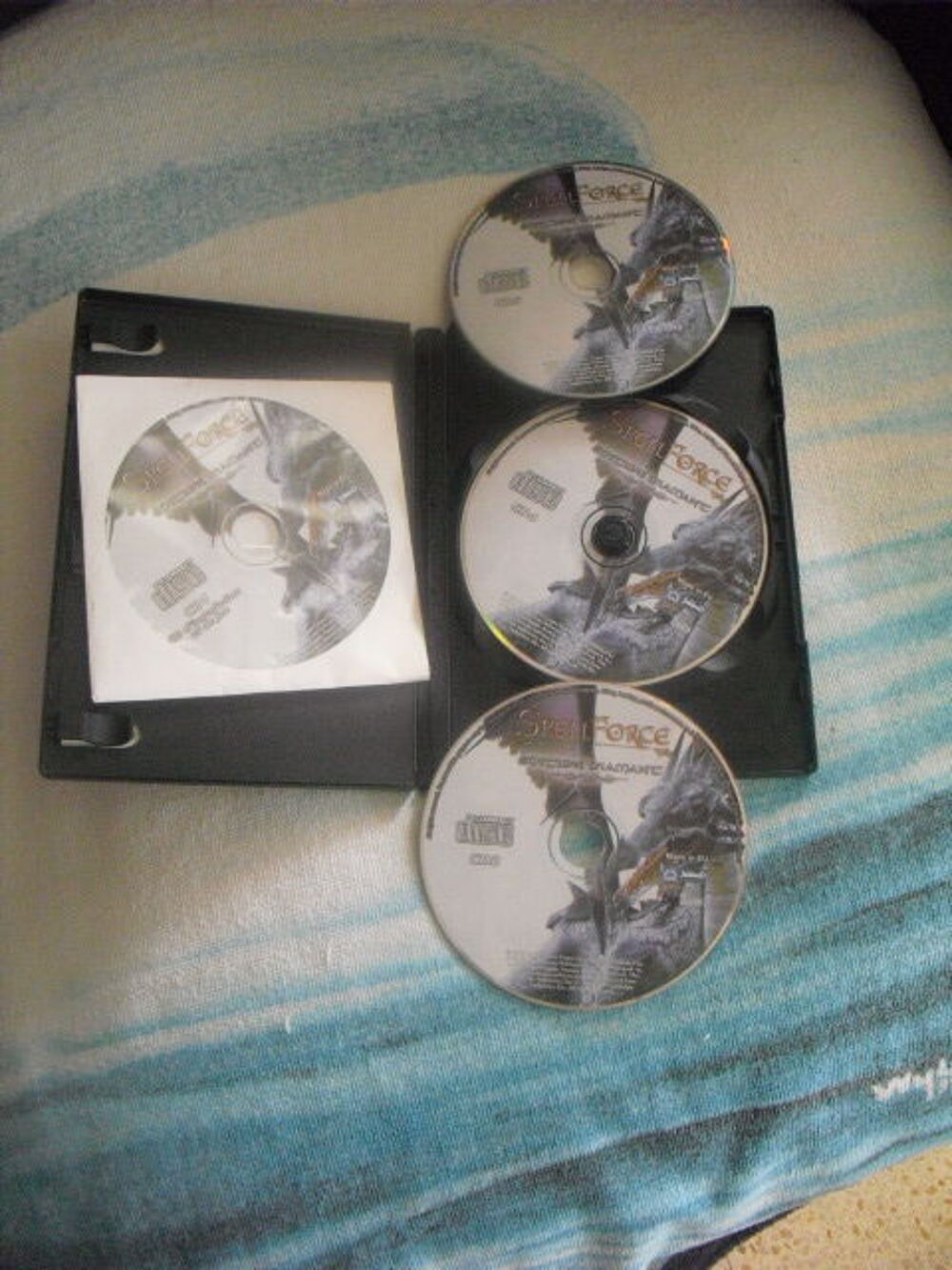 JEU SpellForce - Edition Diamant 4CD
Consoles et jeux vidéos