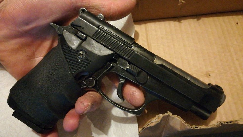 Beretta 84fs cal 380 ACP 